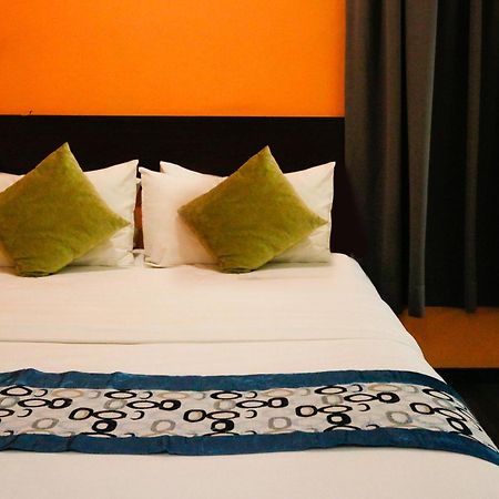 Golden Roof Hotel Ampang Ипох Экстерьер фото