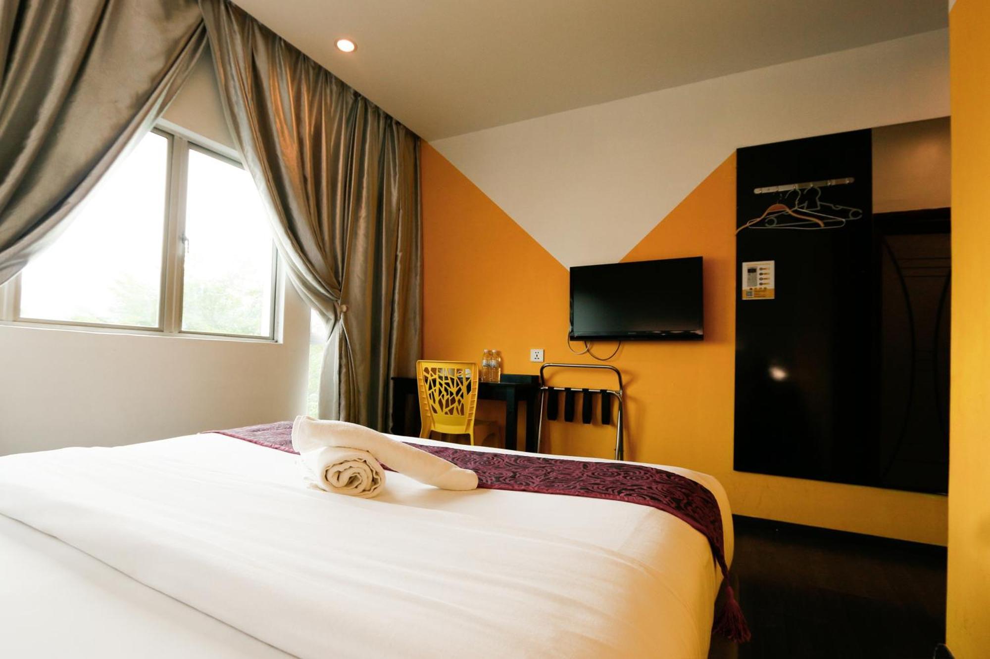 Golden Roof Hotel Ampang Ипох Экстерьер фото